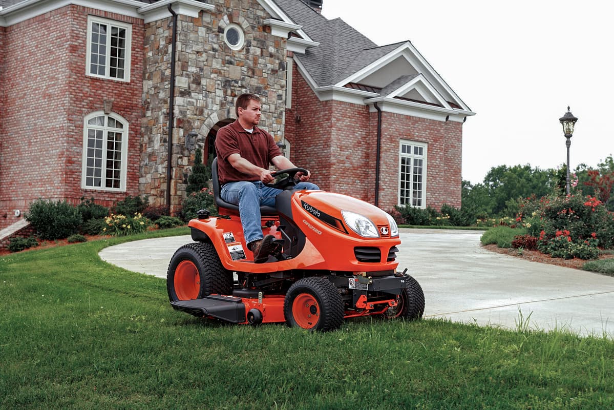 Kubota lawn tractor